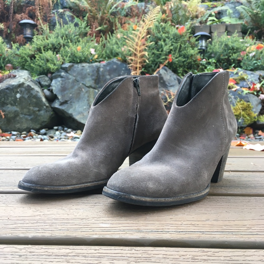 PAUL GREEN Taupe Suede Ankle Boots